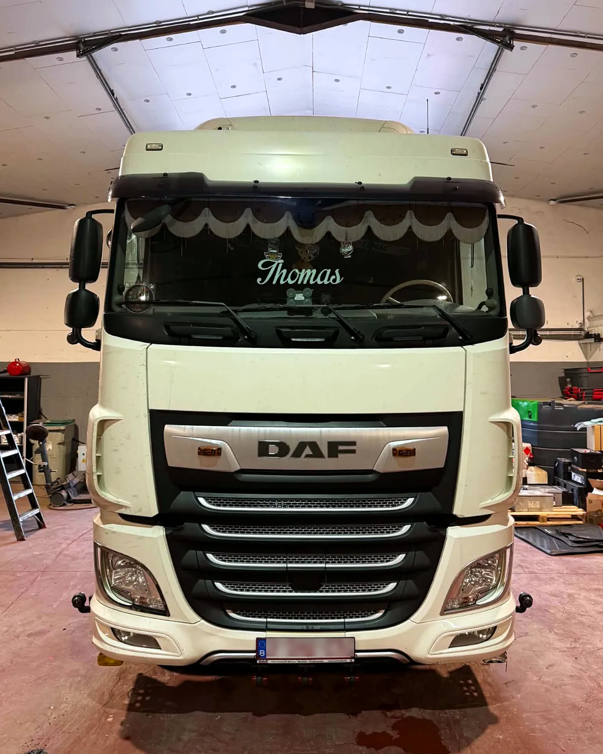 Le même DAF XF avant les travaux